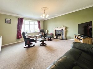 Lounge- click for photo gallery